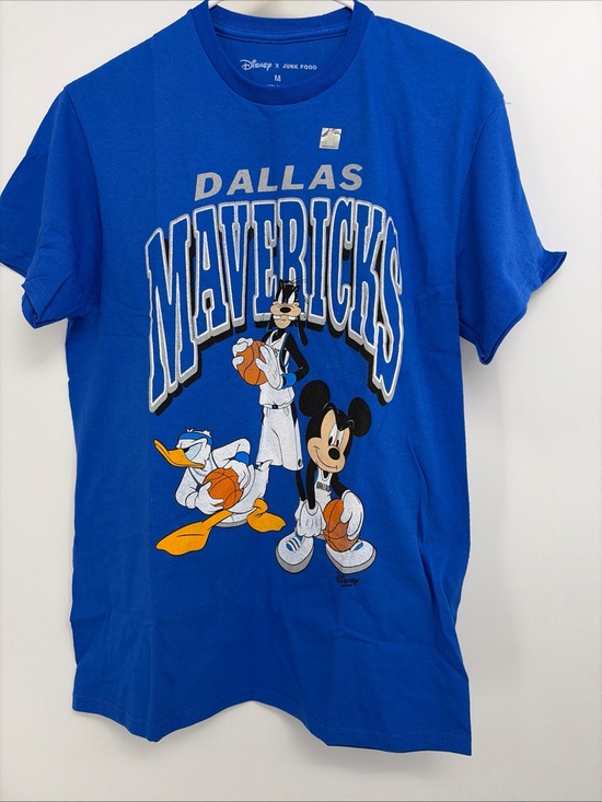 Junk Food Clothing Other - Men's Dallas Mavericks Junk Food Royal Disney Mickey Squad T-Shirt Sz M new